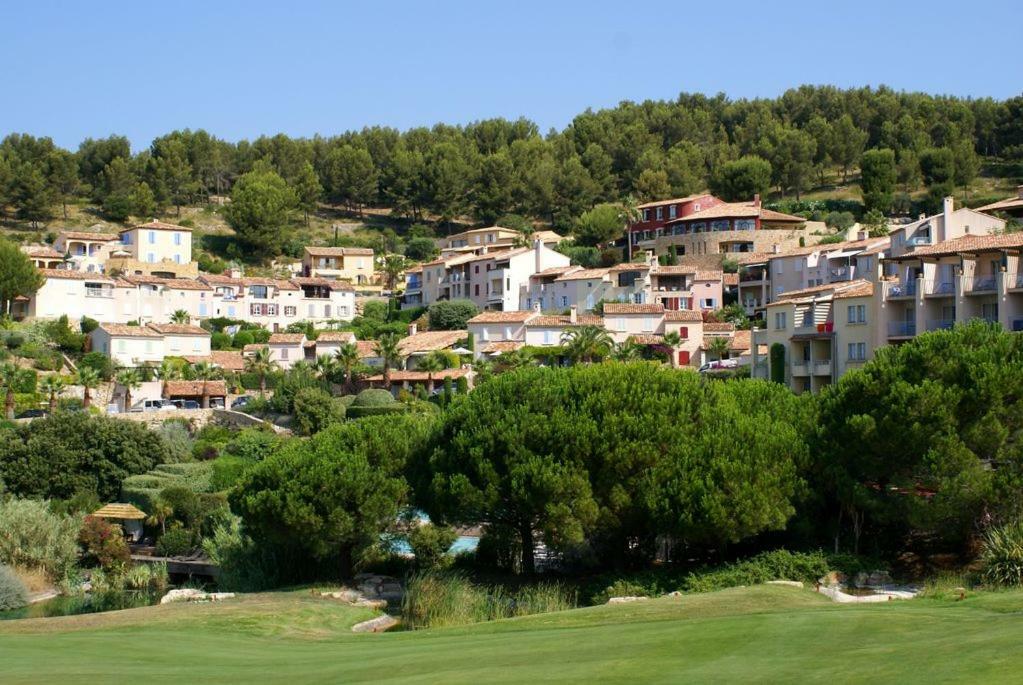 Hameau Des Amandiers-Vue Mer & Golf سا سيرْ سور مير المظهر الخارجي الصورة